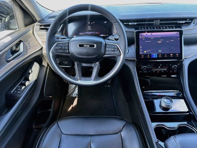 Used 2023 Jeep Grand Cherokee L Limited w/ Black Appearance Package RWD image 24