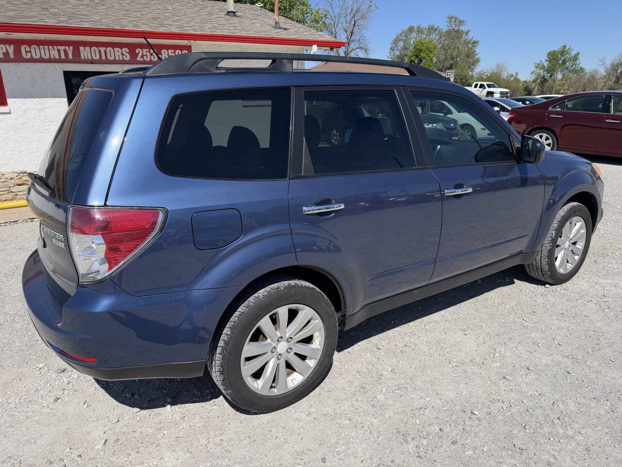 Used 2012 Subaru Forester 2.5X Premium w/ All-Weather Pkg AWD/4WD image 3