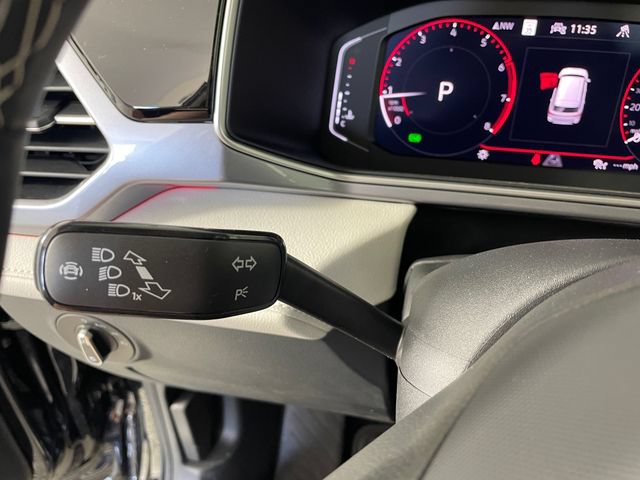 New 2026 Volkswagen Taos SEL AWD/4WD image 11