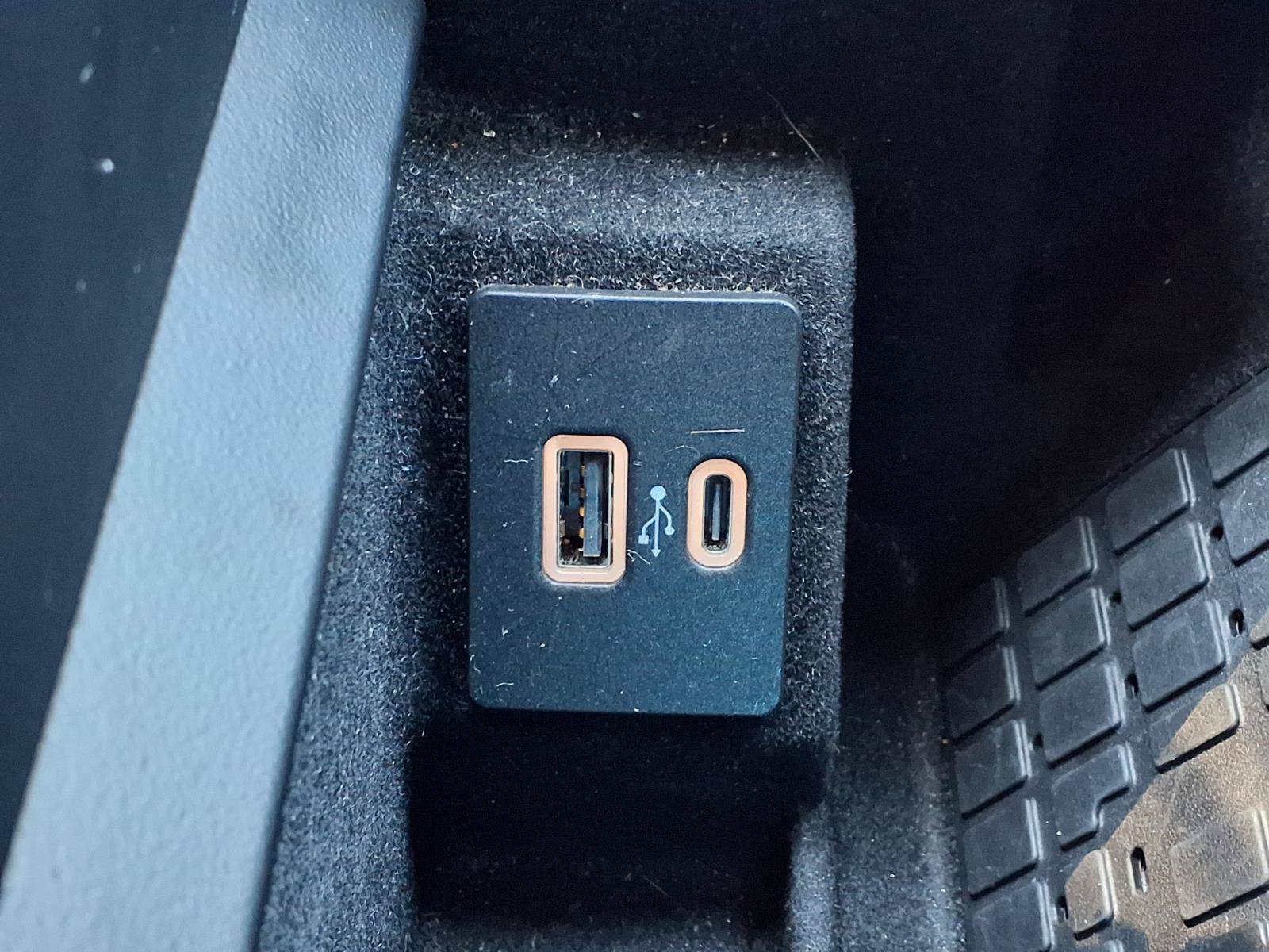 Used 2024 Lincoln Navigator Premiere AWD/4WD image 10