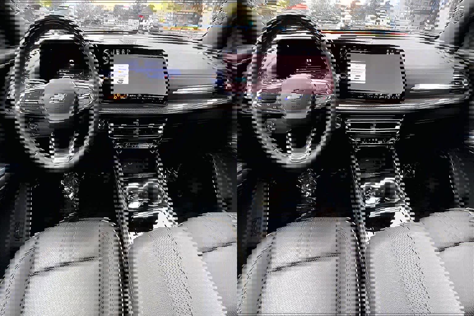 Used 2025 Chevrolet Traverse High Country image 16