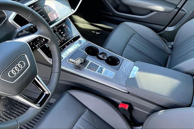 Used 2025 Audi A6 Premium Plus image 18