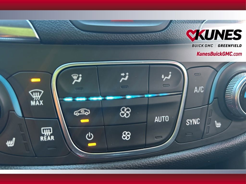 Used 2019 Chevrolet Equinox LT image 37