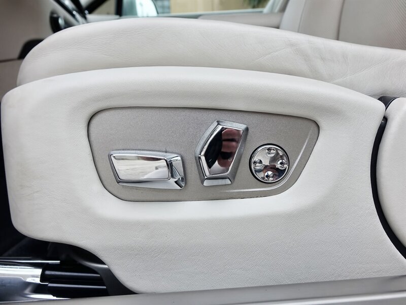 Used 2016 Rolls-Royce Wraith RWD image 11