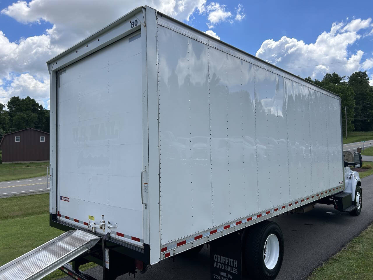 Used 2023 Ford F650 2WD Regular Cab Super Duty image 21