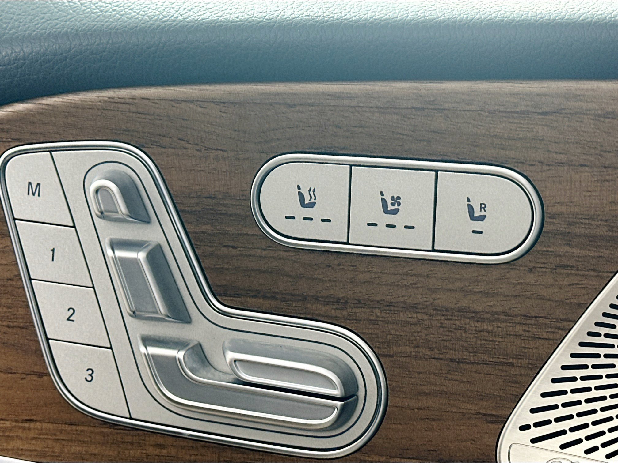 Certified 2024 Mercedes-Benz GLS 580 4MATIC image 26