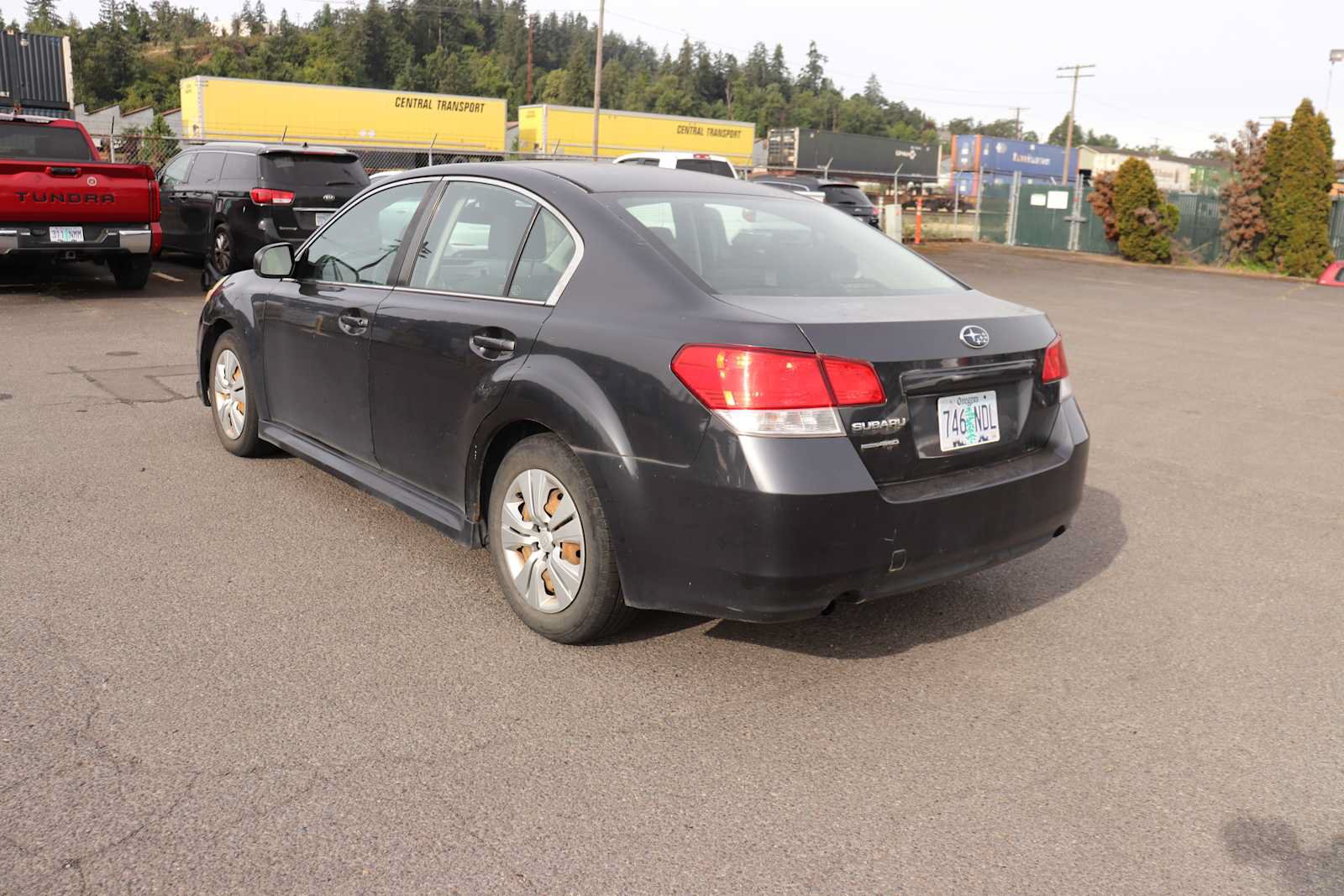 Used 2010 Subaru Legacy 2.5i AWD/4WD image 7