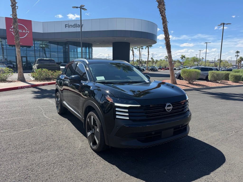 Used 2025 Nissan Kicks SR image 3