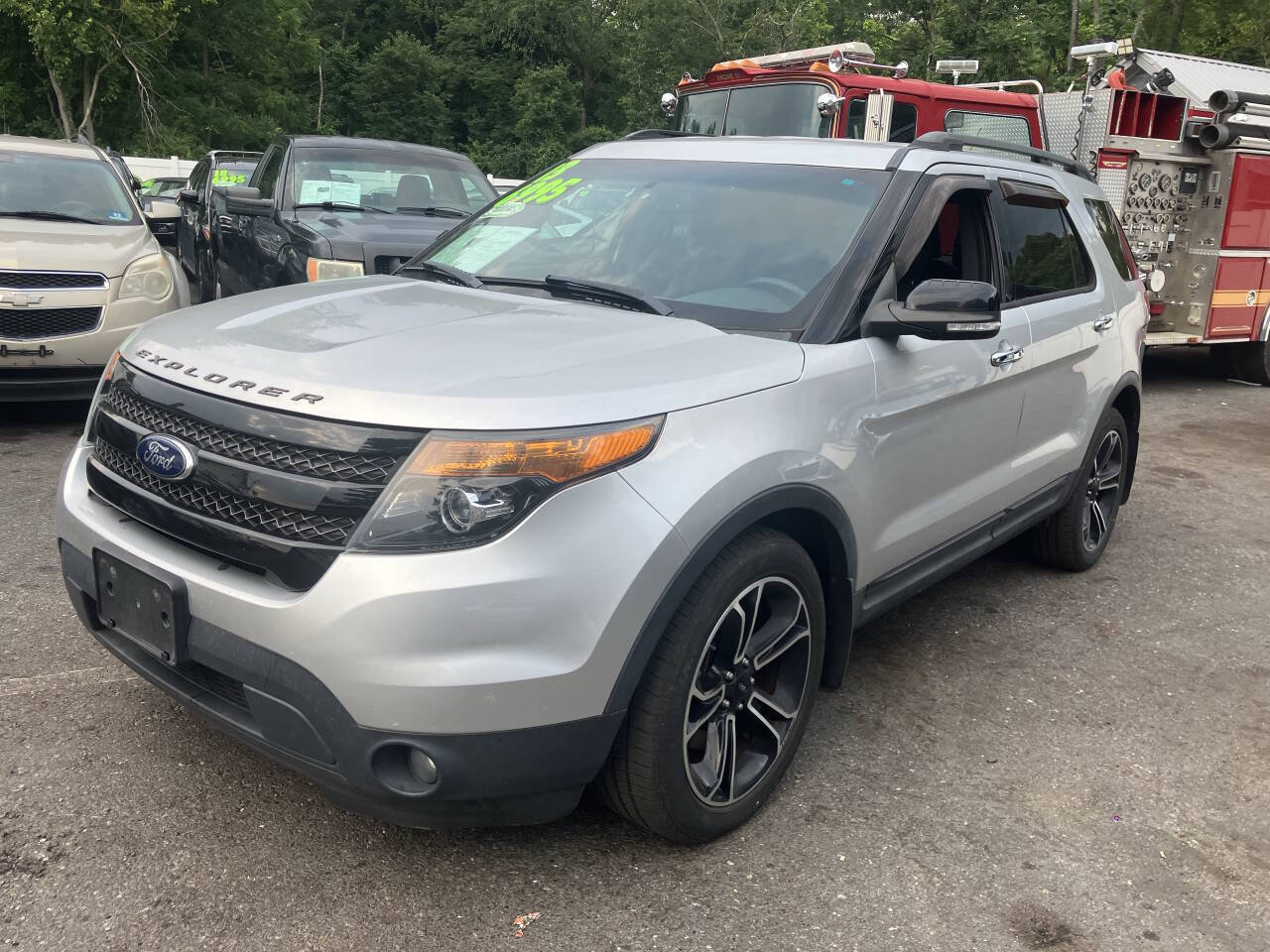 Used 2013 Ford Explorer Sport AWD/4WD image 3