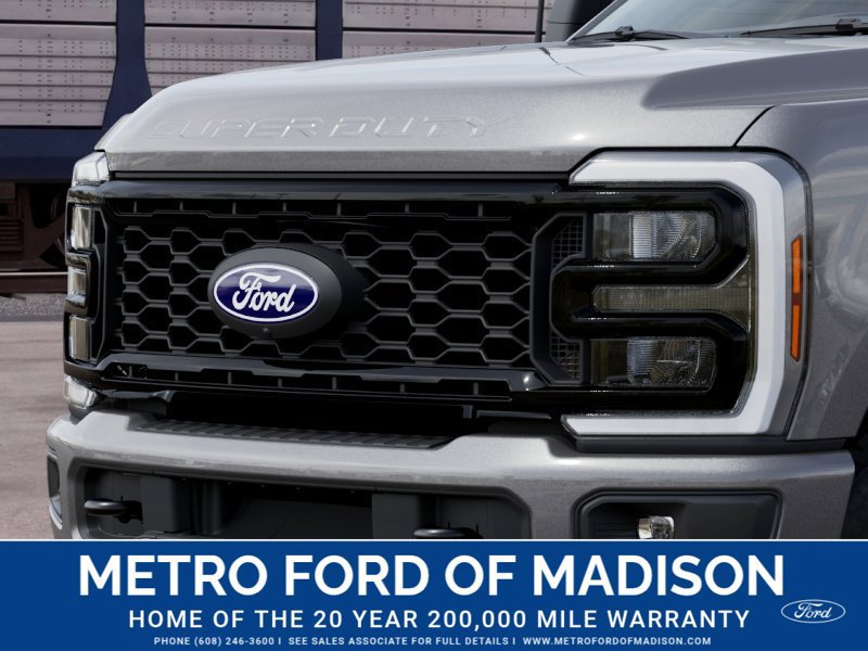 New 2027 Ford F250 XLT w/ XLT Premium Package AWD/4WD image 17