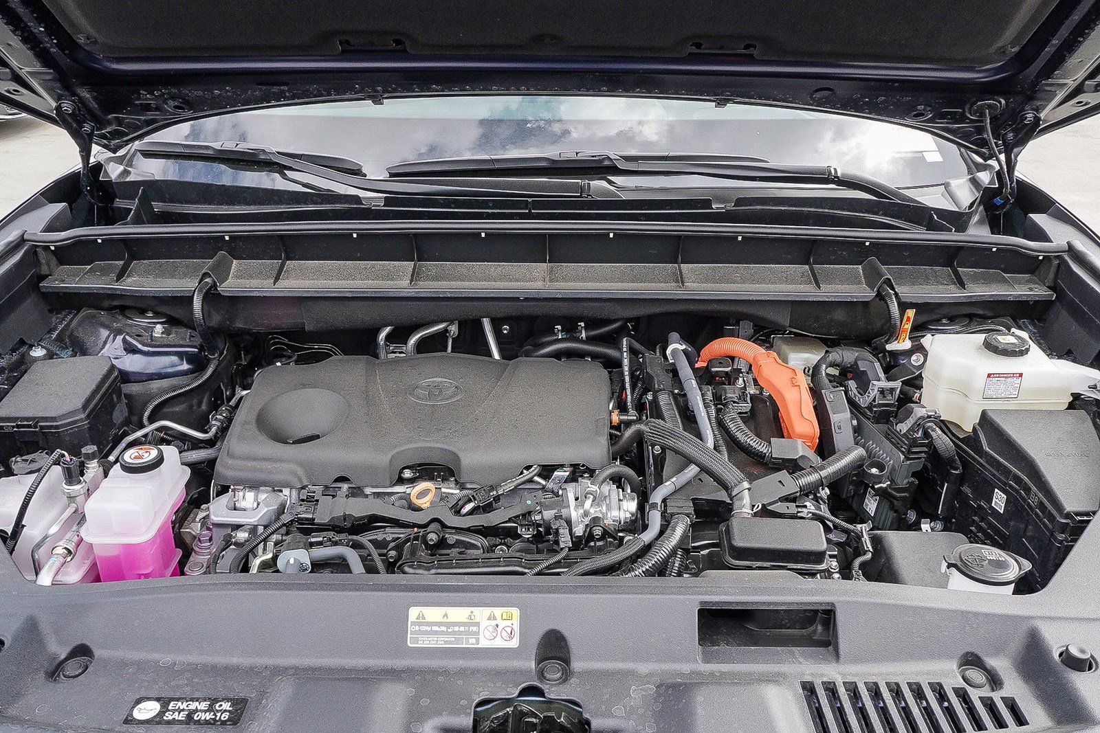 New 2025 Toyota Highlander Platinum image 14