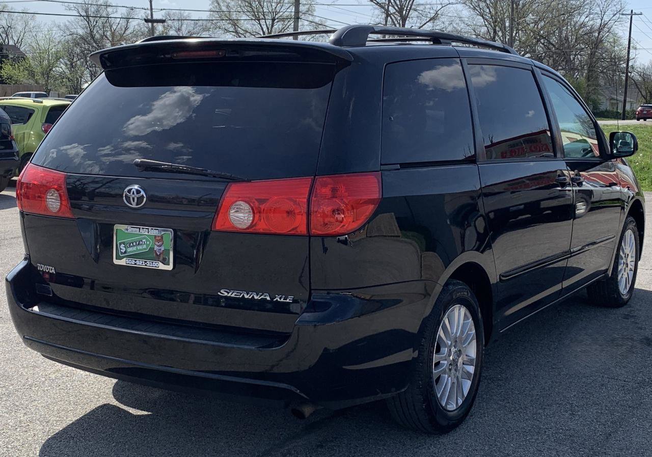 Used 2009 Toyota Sienna XLE FWD image 5