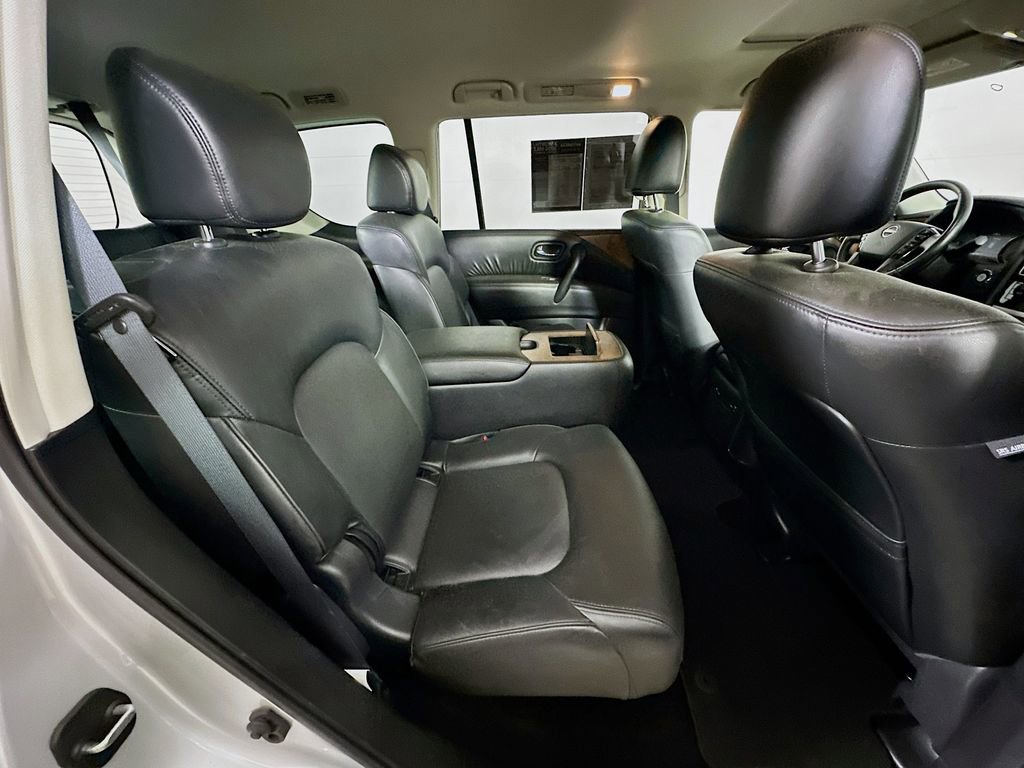 Used 2023 Nissan Armada SL w/ Captain's Chairs Package image 10