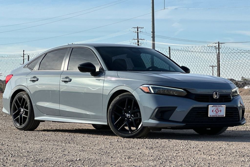 Used 2022 Honda Civic Sport image 2