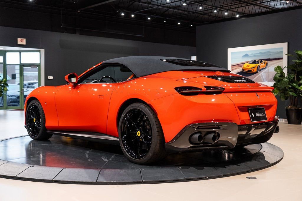 Certified 2025 Ferrari Roma Spider RWD image 45