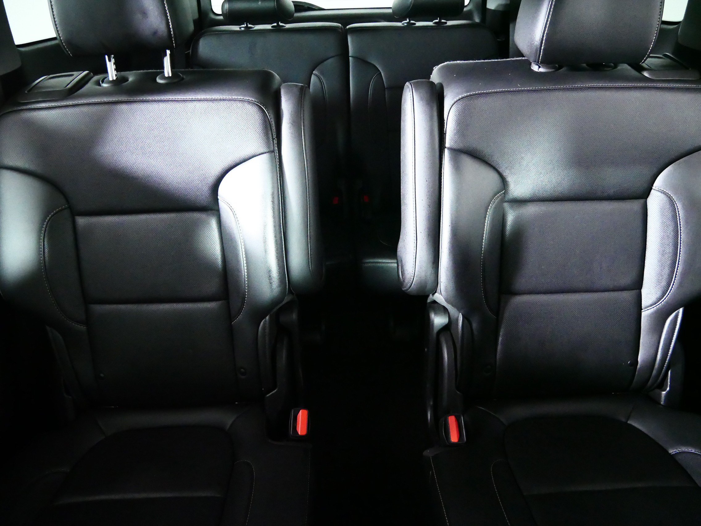 Used 2020 GMC Acadia SLT w/ Driver Alert Package II AWD/4WD image 13