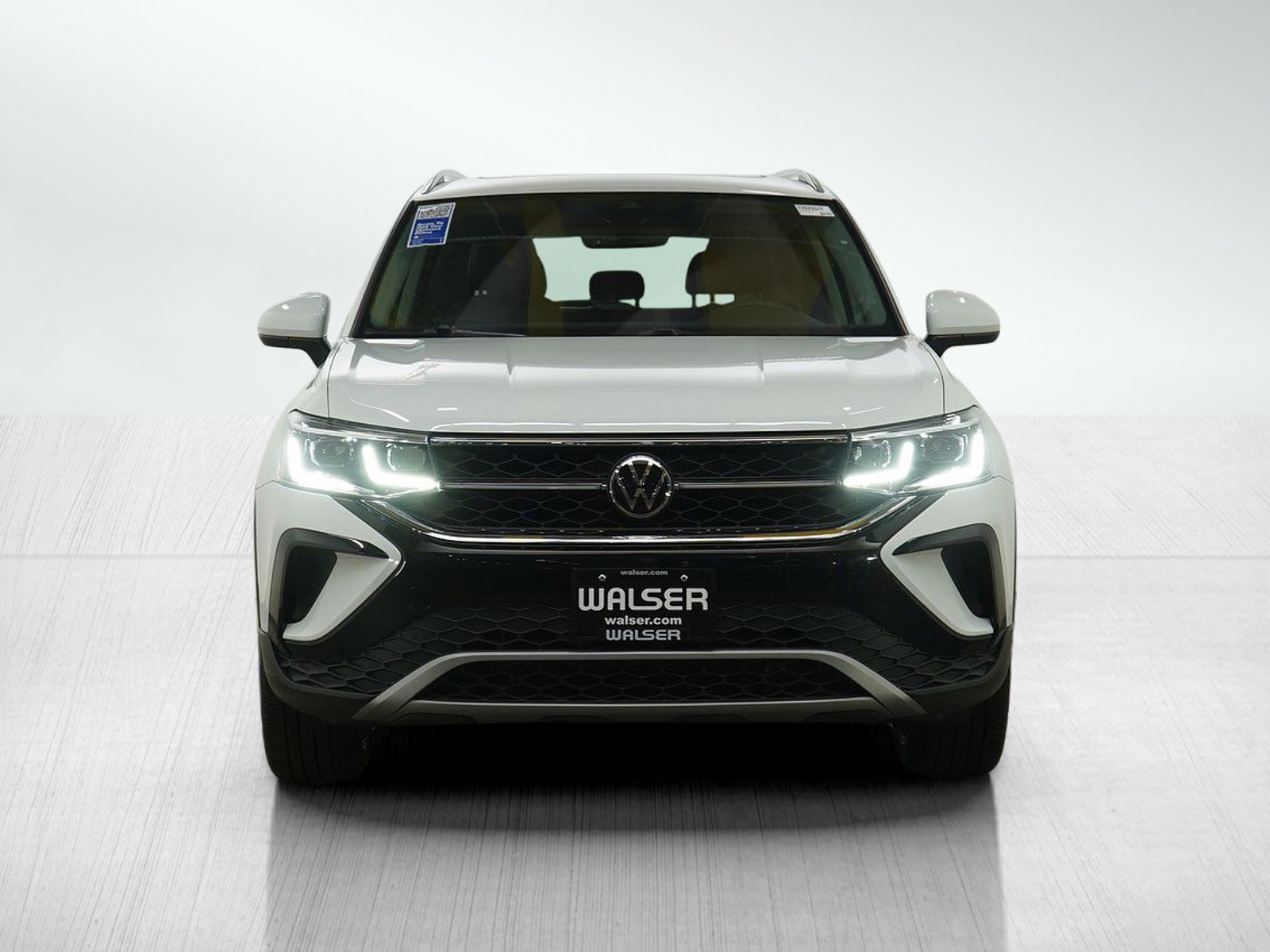 Used 2022 Volkswagen Taos SEL image 8