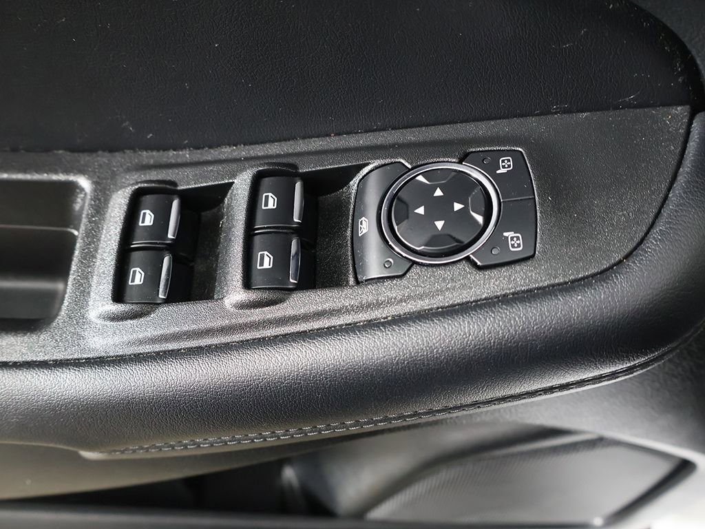 Used 2024 Ford Edge SE w/ Black Appearance Package image 31