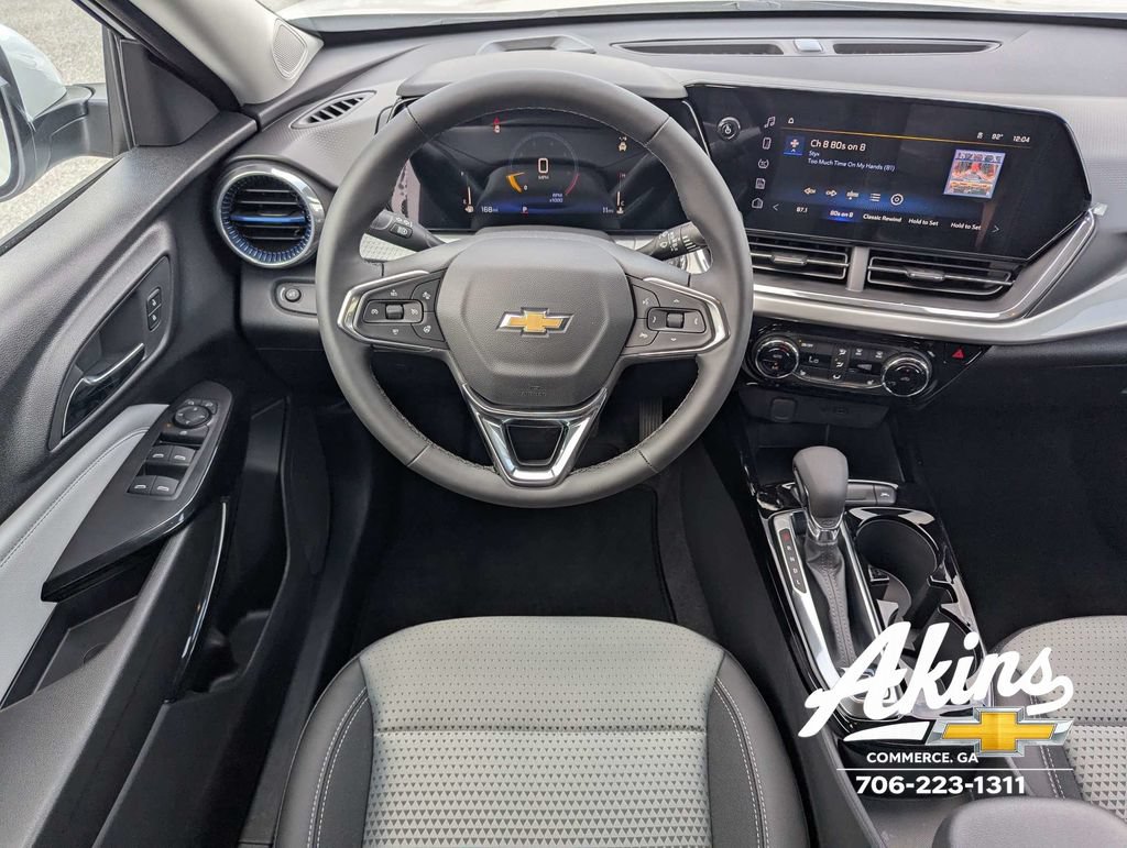 New 2026 Chevrolet Trax LT w/ LT Convenience Package FWD image 16