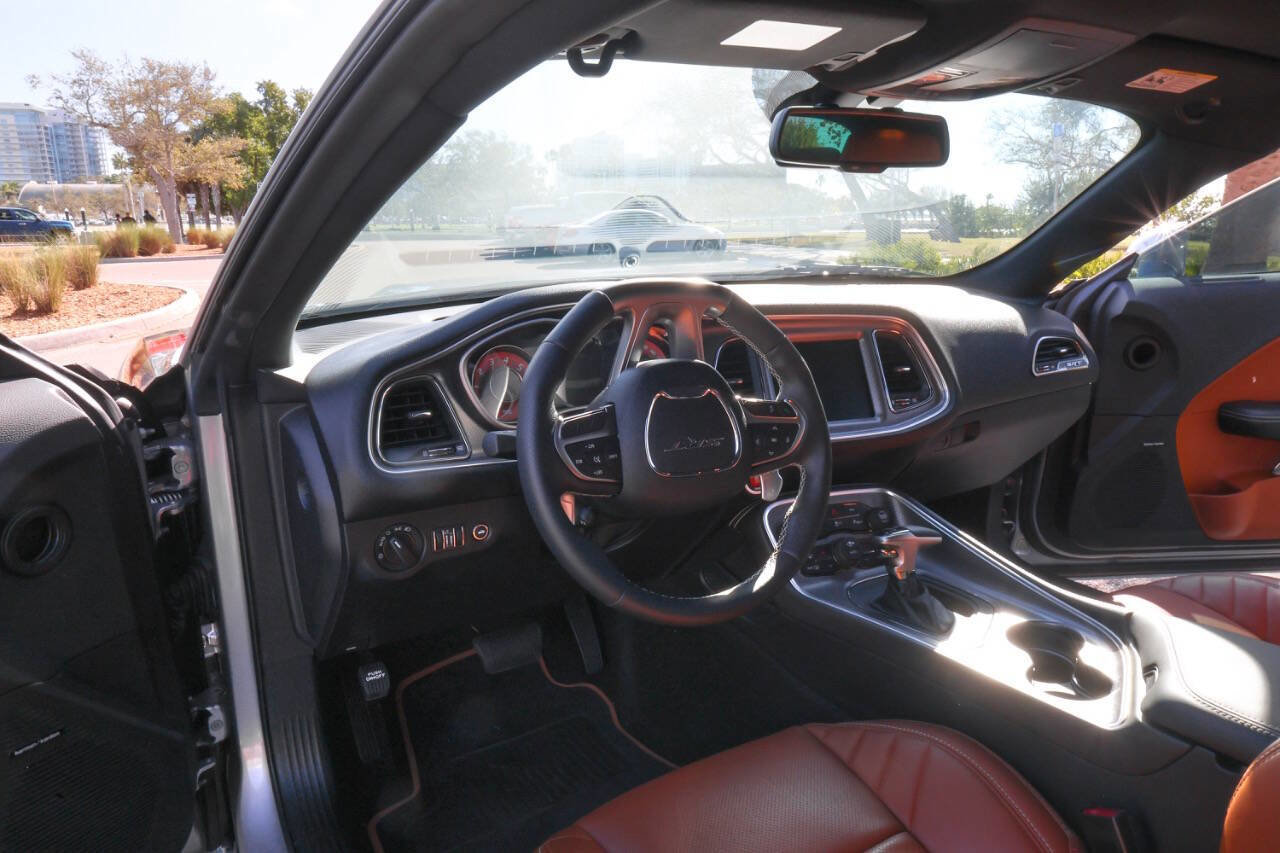Used 2015 Dodge Challenger SRT Hellcat image 76