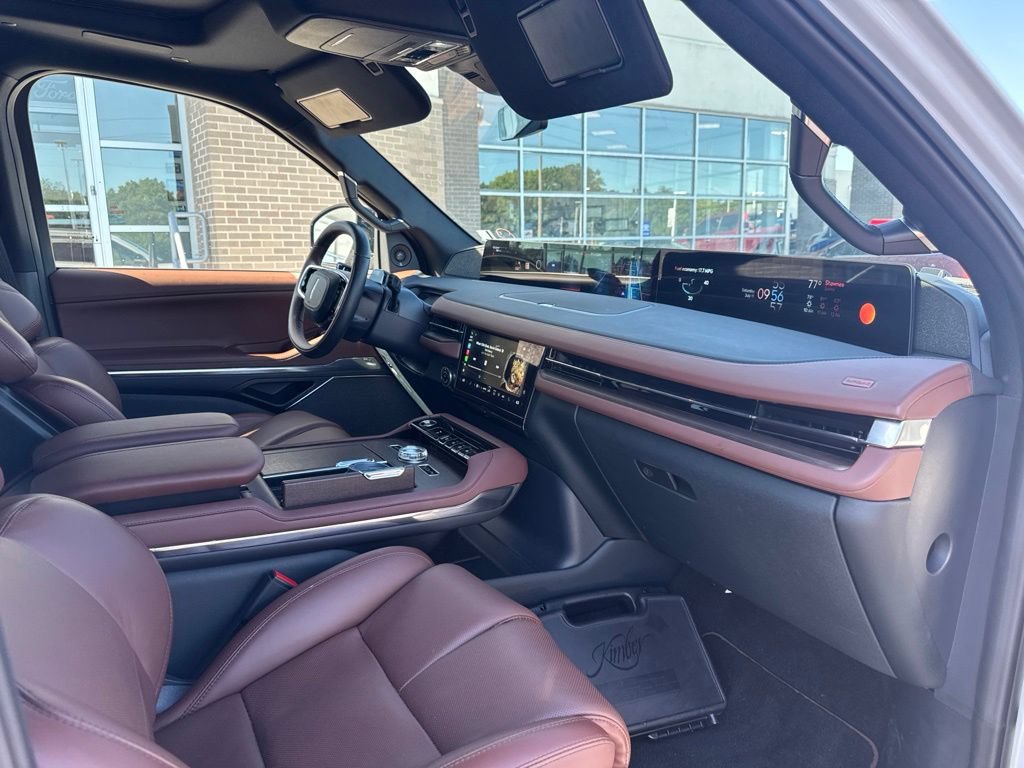 Used 2026 Lincoln Navigator Reserve AWD/4WD image 22