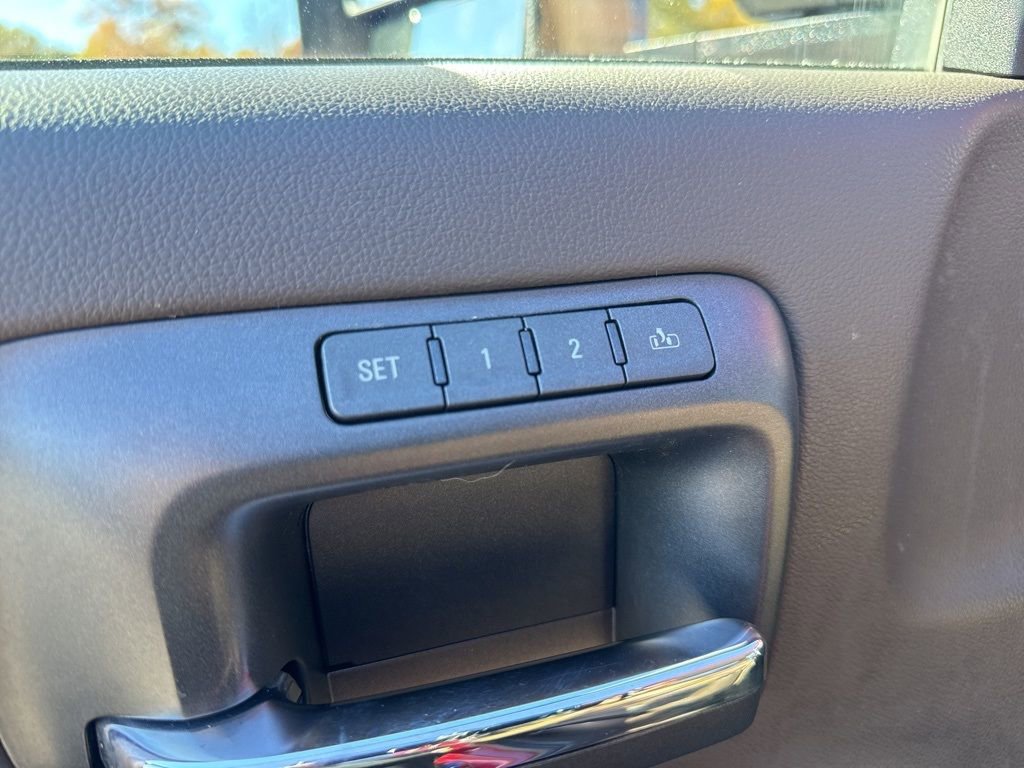 Used 2018 GMC Sierra 2500 Denali w/ Duramax Plus Package image 11