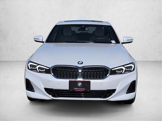 Used 2025 BMW 330i Sedan w/ Convenience Package RWD image 2