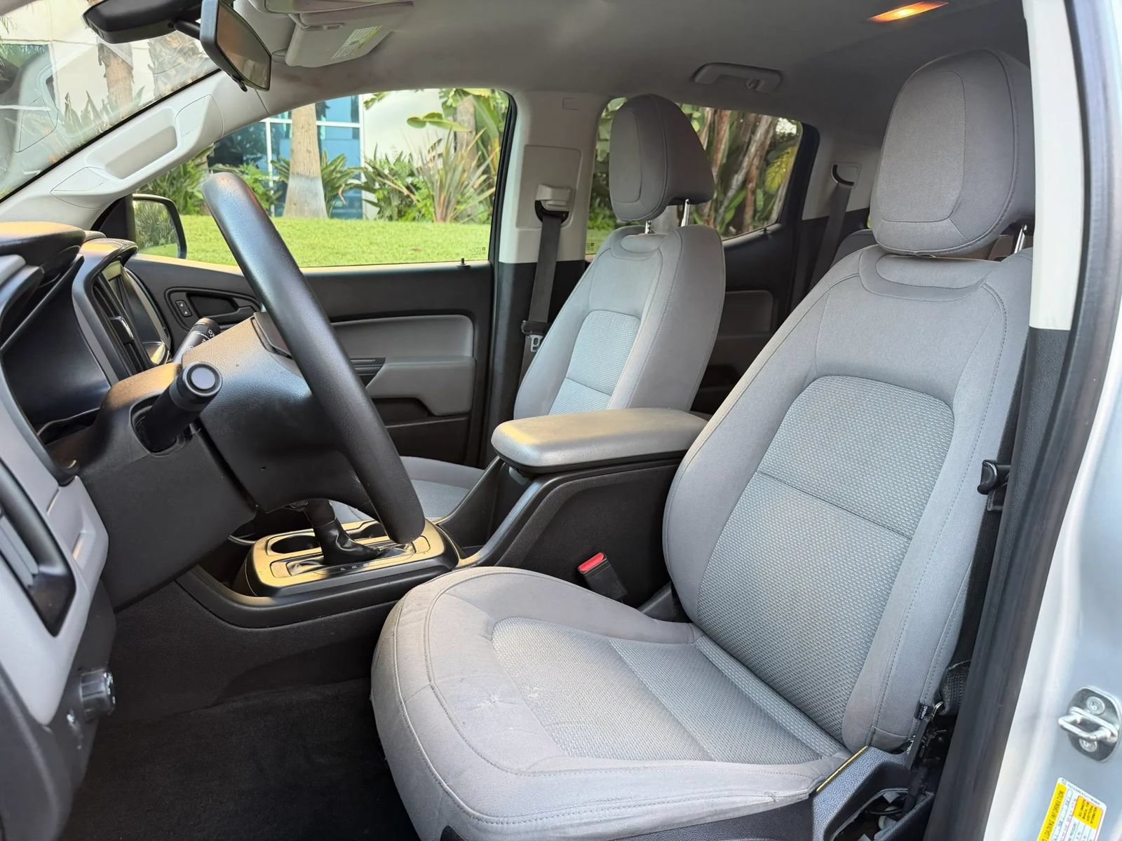 Used 2018 Chevrolet Colorado W/T w/ WT Convenience Package RWD image 14