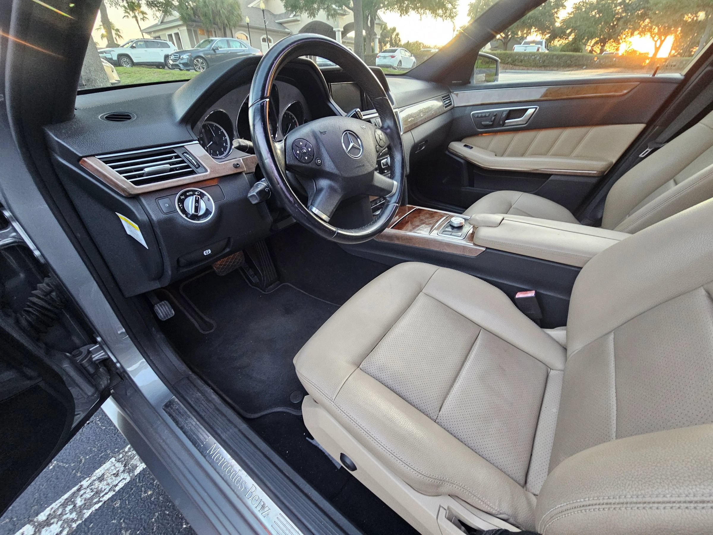 Used 2012 Mercedes-Benz E 350 Sedan image 15