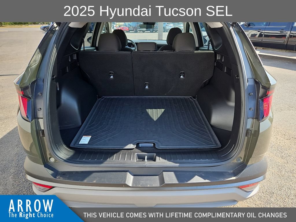 Used 2025 Hyundai Tucson SEL FWD image 18