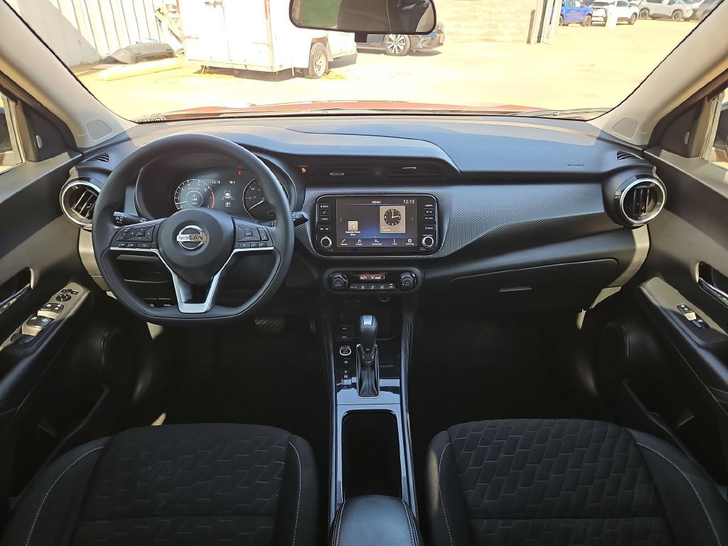 Used 2021 Nissan Kicks SV FWD image 19