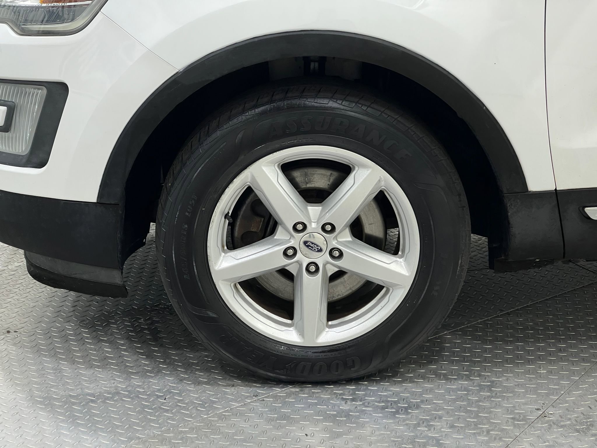 Used 2017 Ford Explorer XLT w/ Equipment Group 202A image 35