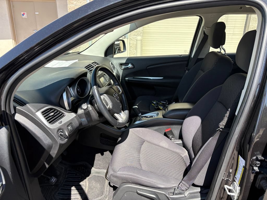 Used 2013 Dodge Journey American Value Package w/ Flexible Seating Group FWD image 16