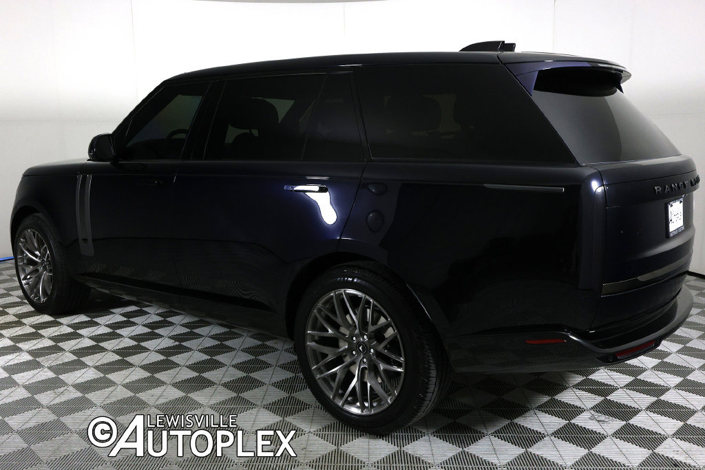 Used 2023 Land Rover Range Rover SV AWD/4WD image 7
