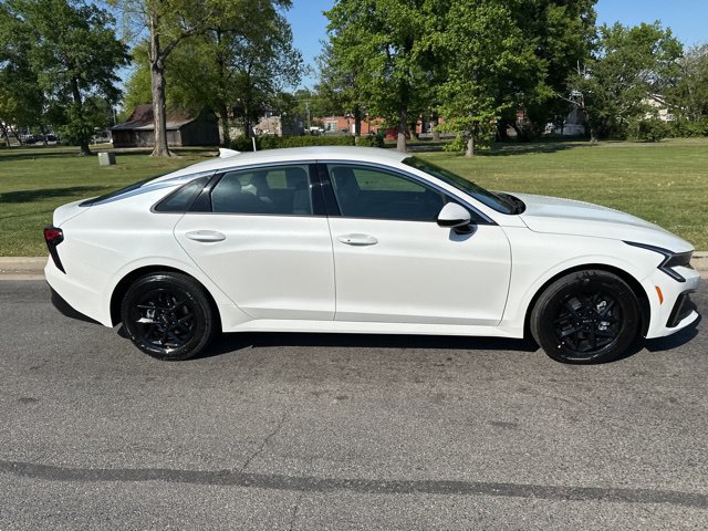 New 2026 Kia K5 LXS FWD image 30