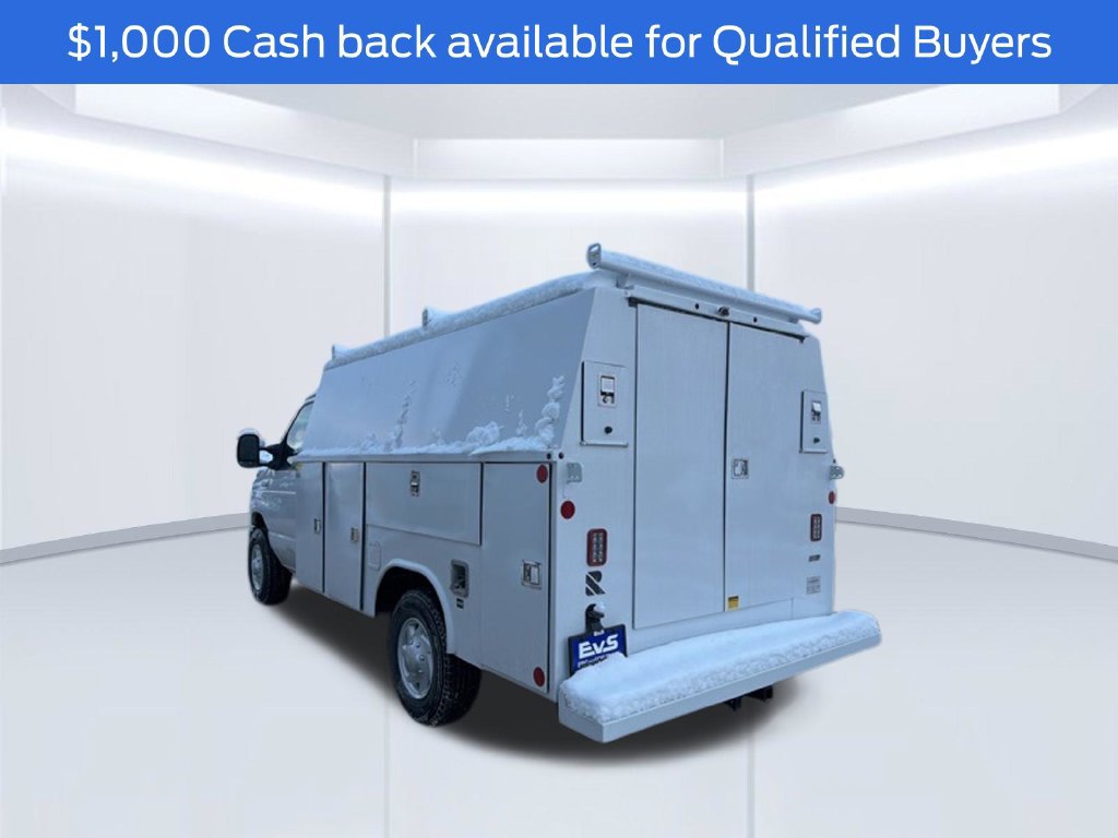 New 2026 Ford E-350 and Econoline 350 Super Duty w/ Power Equipment Group RWD image 7