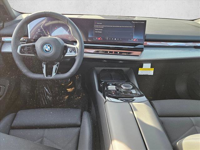 Used 2026 BMW i5 eDrive40 w/ M Sport Package image 15