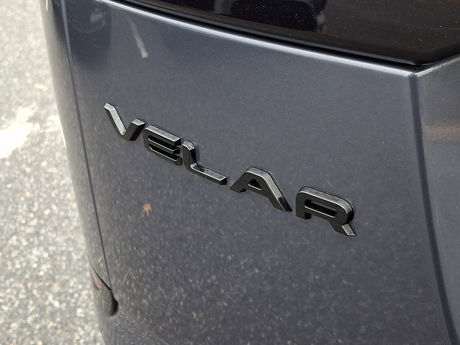 Used 2025 Land Rover Range Rover Velar Dynamic SE image 30