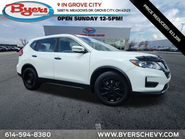 Used 2017 Nissan Rogue S FWD image 1