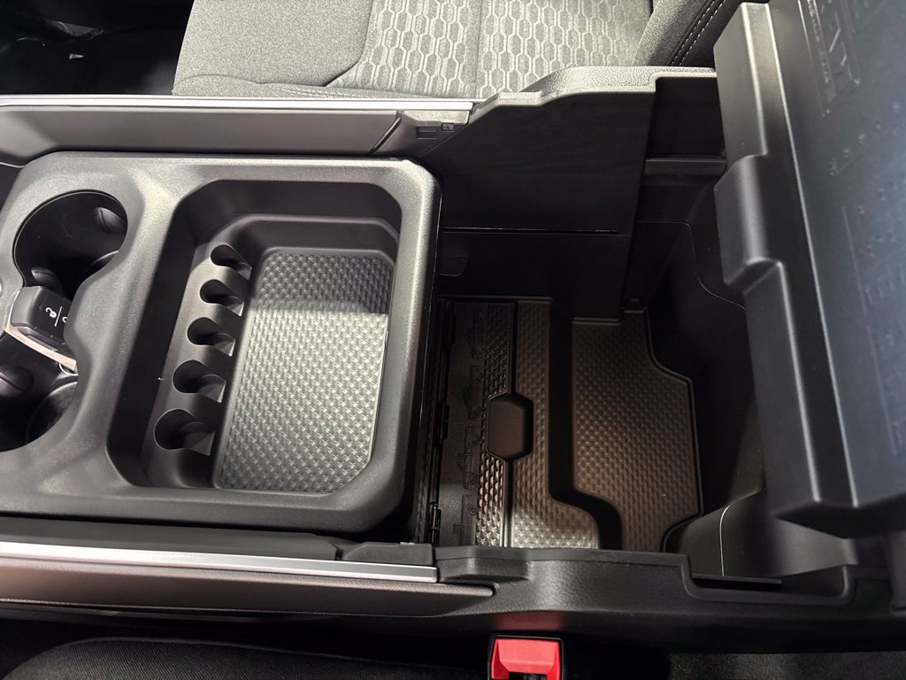 New 2026 RAM 1500 Express AWD/4WD image 31