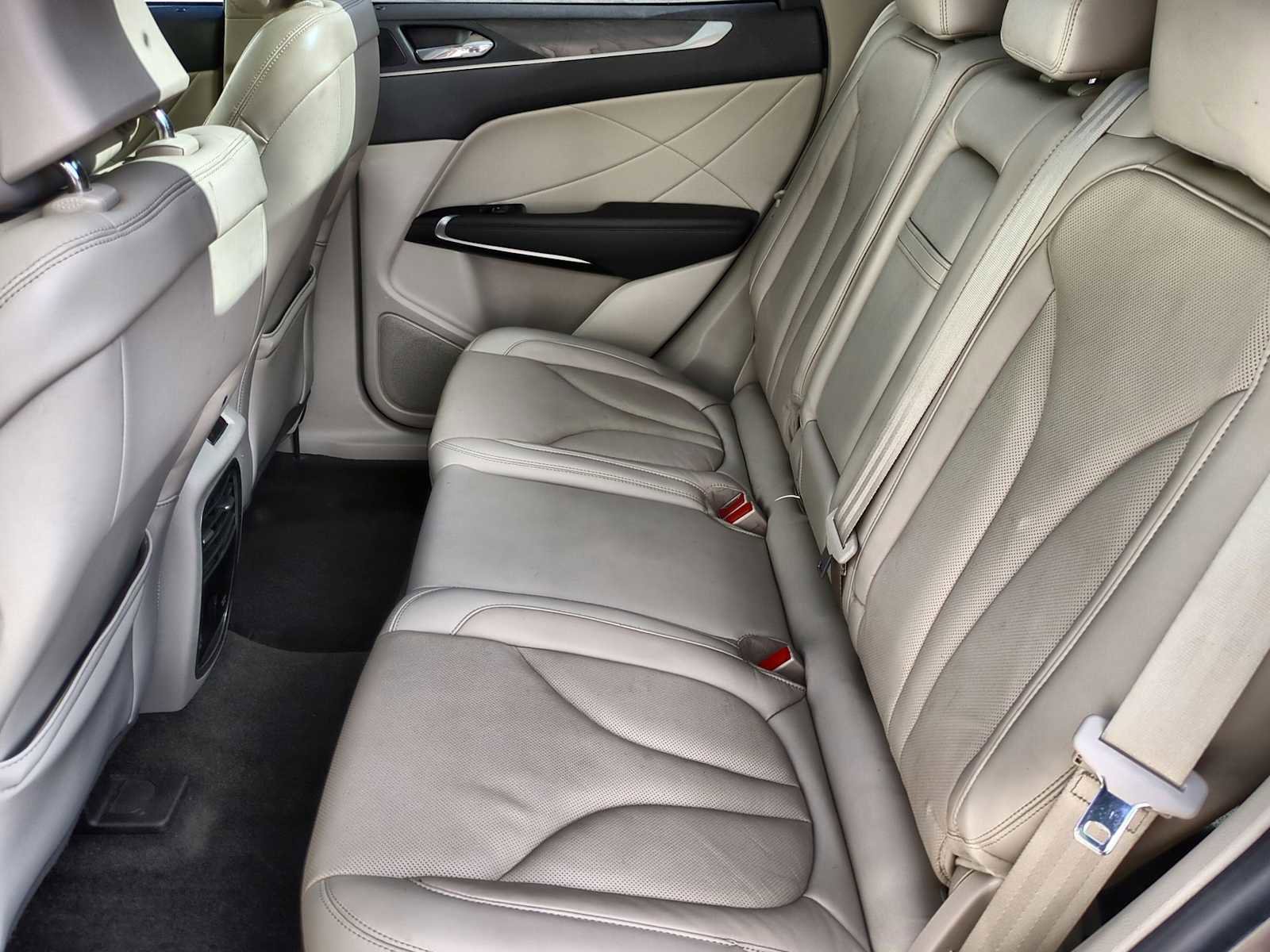 Used 2019 Lincoln MKC Reserve w/ MKC Climate Package image 20