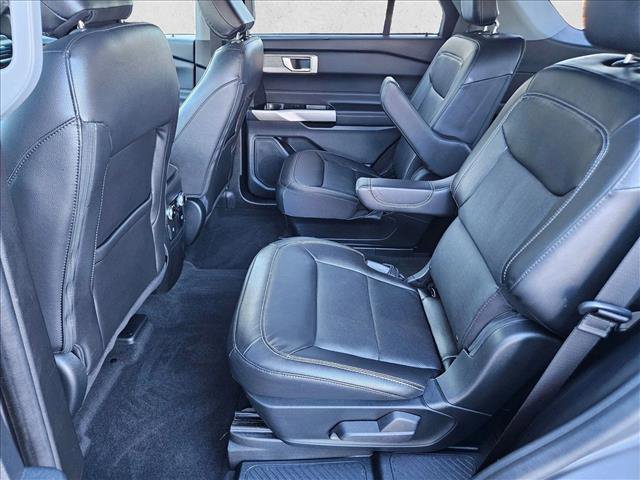 Used 2023 Ford Explorer Limited w/ Equipment Group 301A image 19