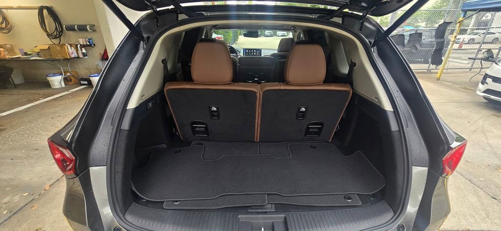 Used 2026 Acura MDX FWD w/ Technology Package image 16
