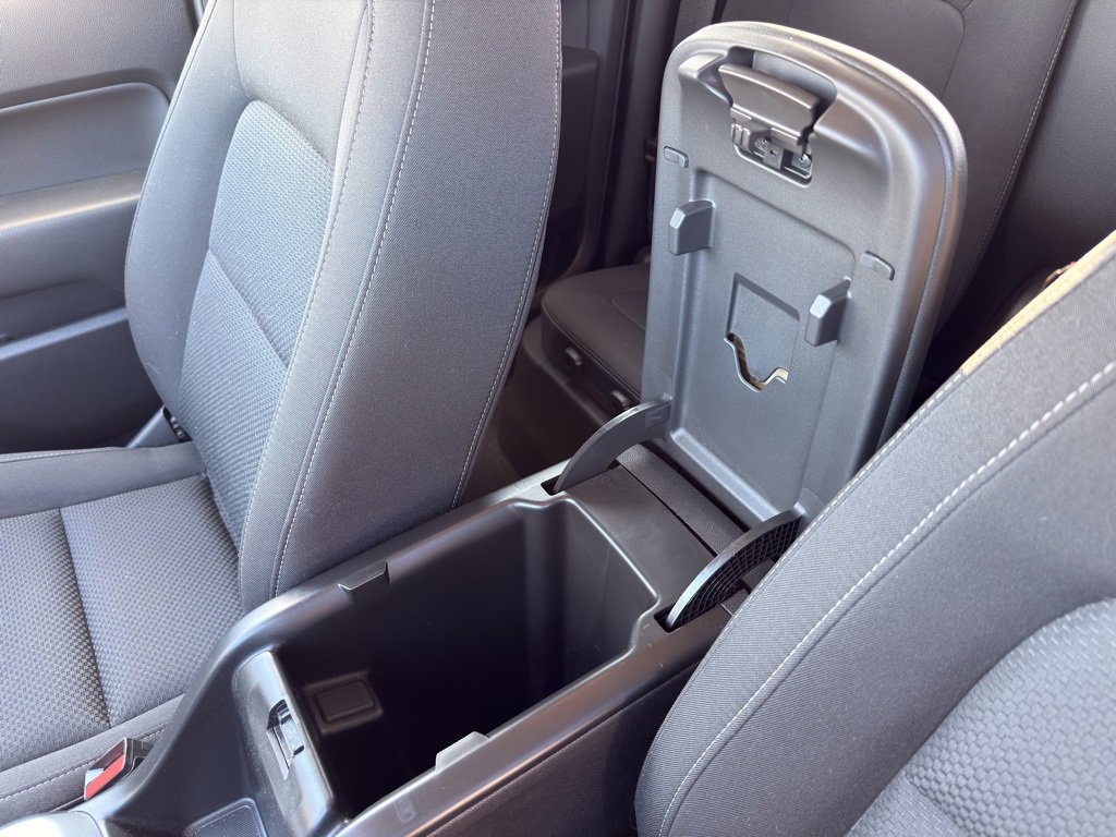 Used 2021 Chevrolet Colorado LT w/ Safety Package image 43