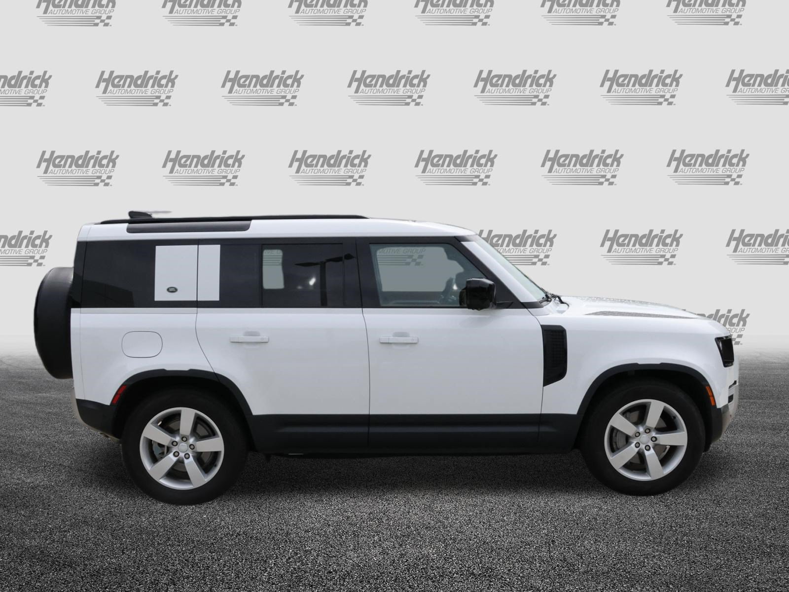 Used 2024 Land Rover Defender 110 S AWD/4WD image 10
