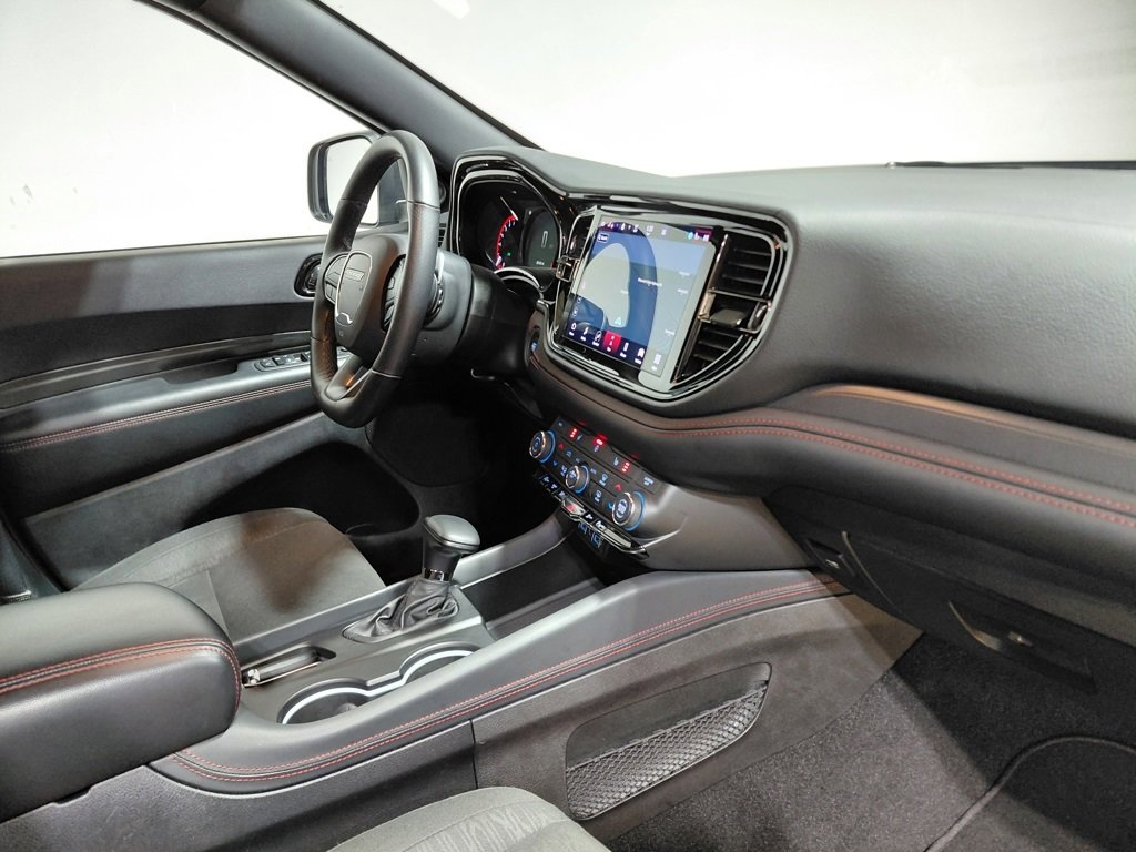 Certified 2025 Dodge Durango GT image 33