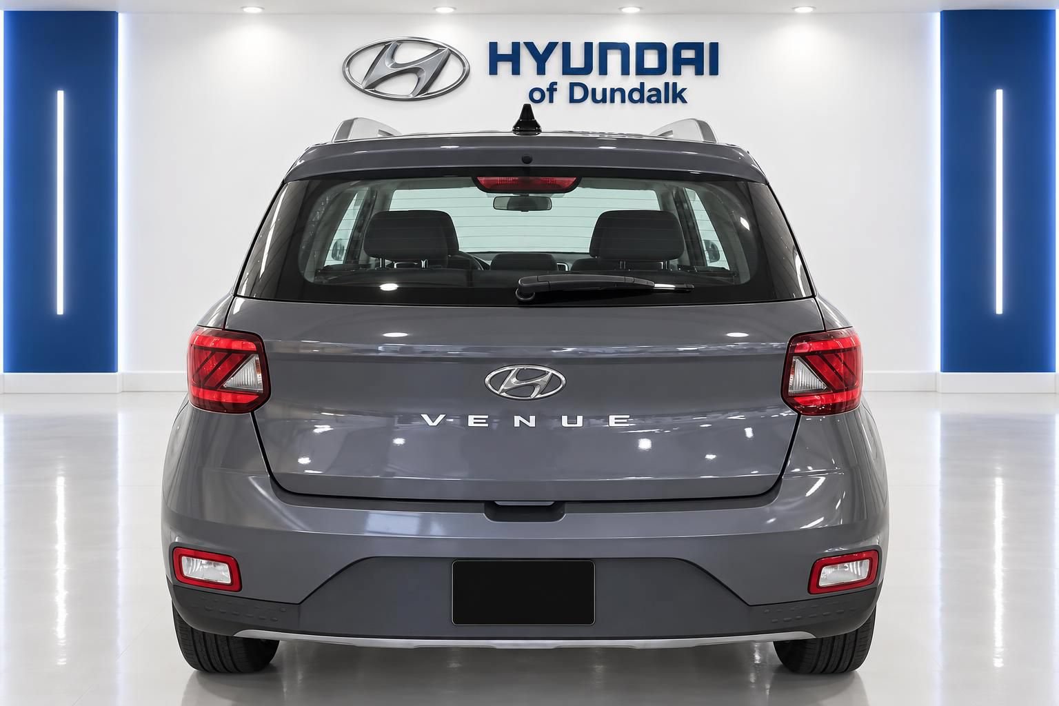 Used 2021 Hyundai Venue SEL w/ Cargo Package FWD image 6