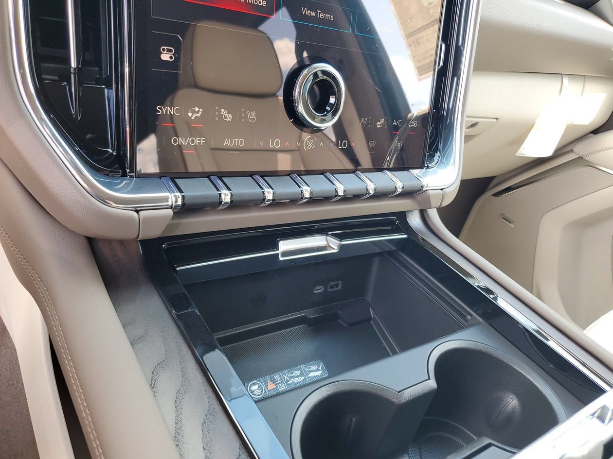 New 2026 GMC Yukon XL Denali RWD image 23