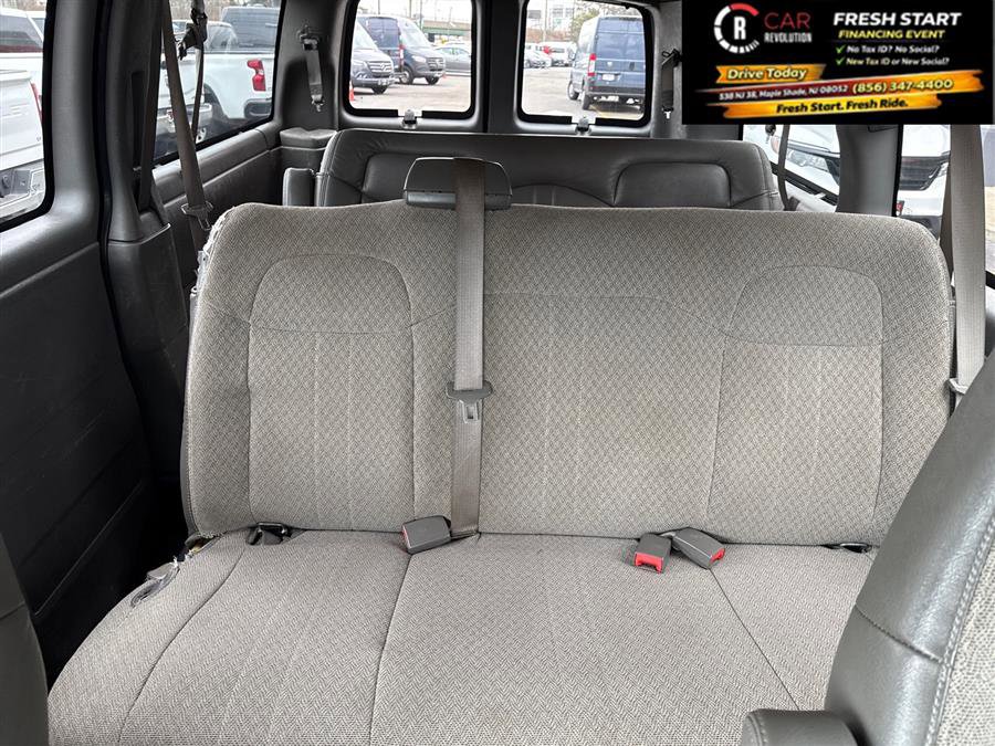 Used 2017 Chevrolet Express 2500 LS RWD image 47