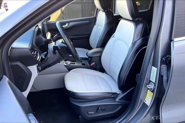 Used 2025 Ford Escape SE FWD image 24